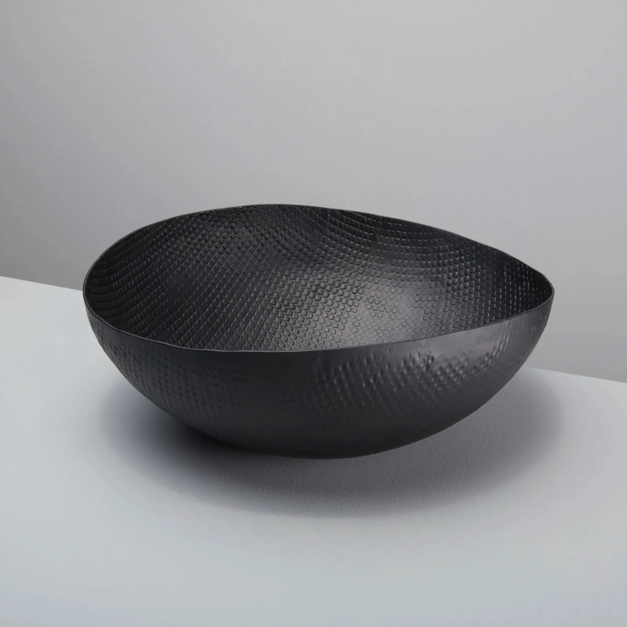 Black Crosshatch Aluminum Bowls