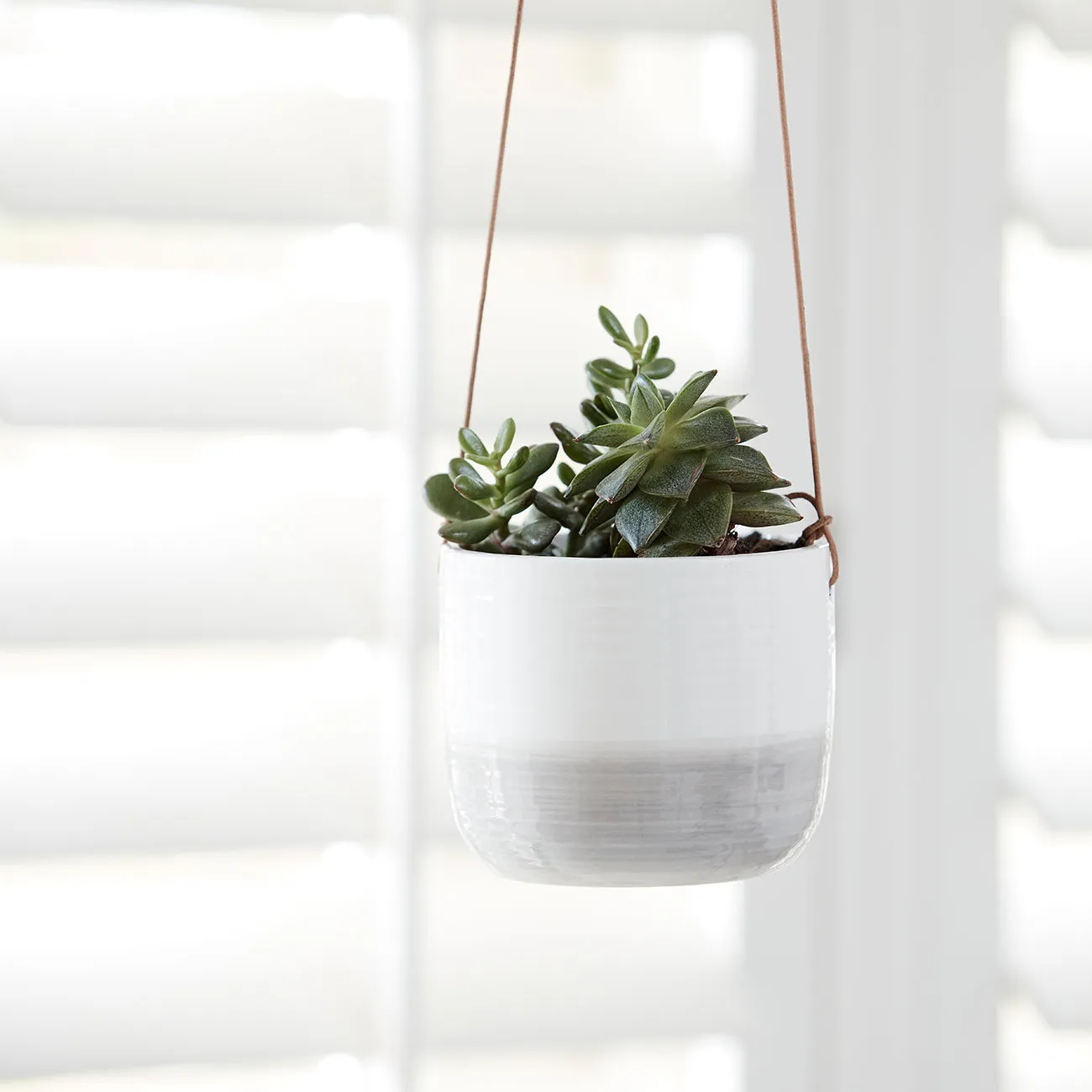 'Ripple' Hanging Pot