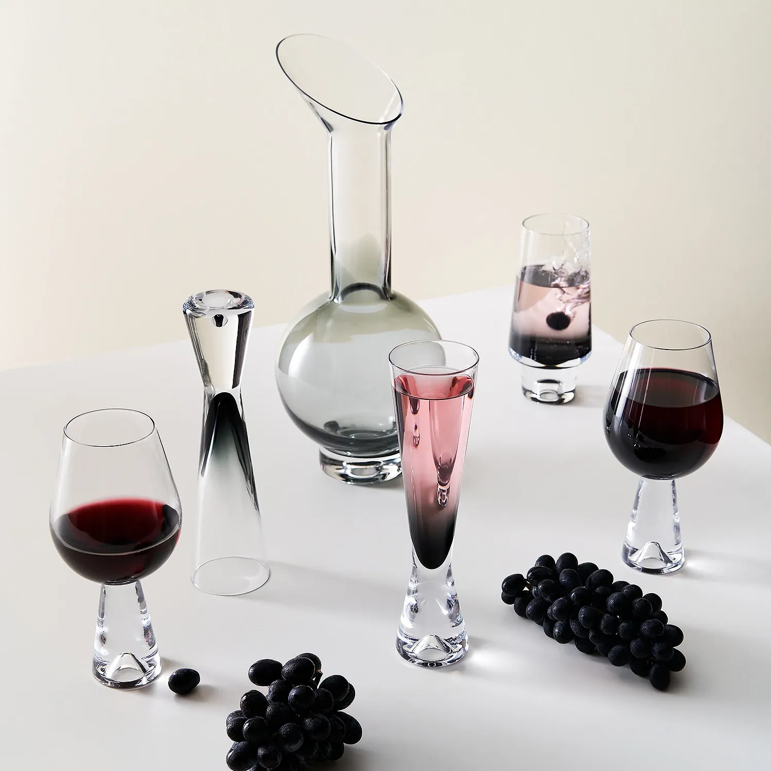 tom dixon | tank jug | black